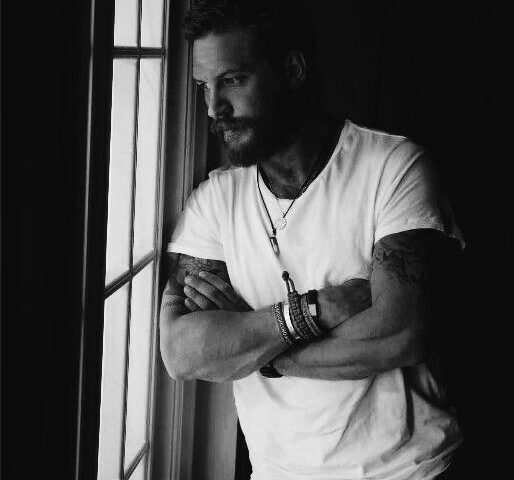 Syn, który nie dorósł w oczach matki… O trudnych relacjach z matką, męskim dorastaniu i psychicznej separacji